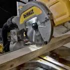 Serra de Esquadria Telescópia 1800W 216mm DEWALT® DWS777-QS - Serra de Esquadria Telescópia 1800W 216mm DEWALT® DWS777-QS